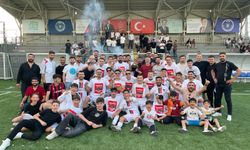 Ulus FK şampiyon hocayla yola devam ediyor