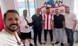Akran Gemlikspor sağ kanada tecrübeli isim İlker Ataseven’i kattı