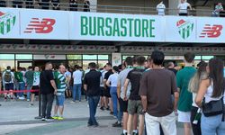 Bursaspor taraftarı yeni sezon formalarına akın etti