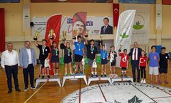 Osmangazi’de Zafer Bayramı coşkusu masa tenisiyle yaşandı