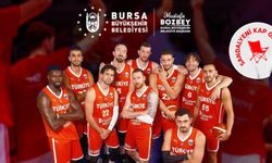 Bursa final yürüyüşünde A Milli Takımın yanında