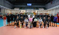 Gültekin Kavak Voleybol Turnuvası ilk gününde çekişmeli maçlara sahne oldu