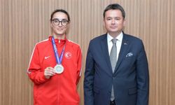 Erkan Aydın milli sporcu Sıla Zeynep Turan’ı ağırladı