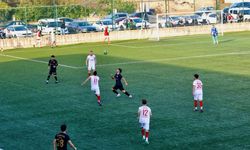Umurspor 9 kişiyle sahada kaldı maçı bırakmadı