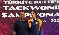 Osmangazili taekwondocu Türkiye üçüncüsü oldu