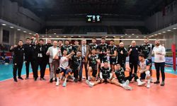 Osmangazi Belediyespor Arkas’ı set vermeden geçti