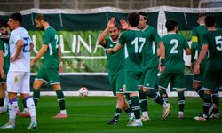 Bursaspor kamptaki ilk maçını galibiyetle geçti