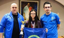 Büyükşehirli satranççılar Yalova’da kürsüye çıktı
