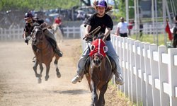 Bursa’nın Fethi’nin 700. Yılı’nda Rahvan Atlar başa koştu