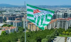 Bursa Büyükşehir Belediyesi şehri bayraklarla donatıyor