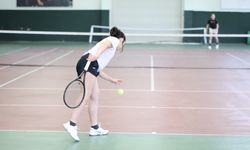 Osmangazi'de 19 Mayıs tenis turnuvası başladı