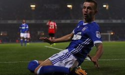 Bursaspor'a Kosovalı 10 numara: Bersant Celina Timsah yolunda!