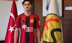 Bursaspor altyapısından yetişen Ertuğrul Kurtuluş, Eskişehirspor’a transfer oldu