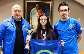 Büyükşehirli satranççılar Yalova’da kürsüye çıktı