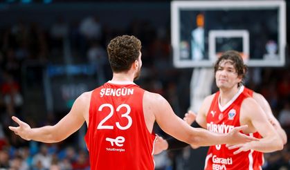 12 Dev Adam finalde: Milliler, Yunanistan’ı farklı geçti