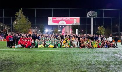 Cumhuriyet coşkusuyla Yıldızlar Futbol Turnuvası tamamlandı