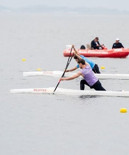 Büyükşehir’in kanocuları Köyceğiz’de fırtına estirdi