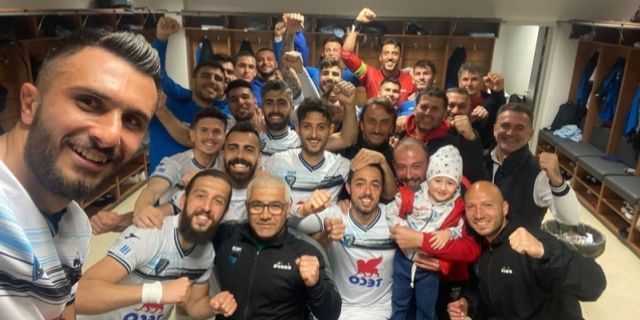 Karacabey Belediyespor, Akhisar'a gol olup yağdı!