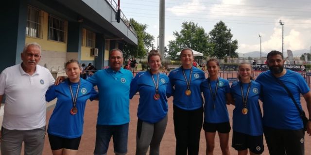 Bursalı sporcular U16 Atletizm Türkiye Şampiyonası’nda 7 madalya kazandı