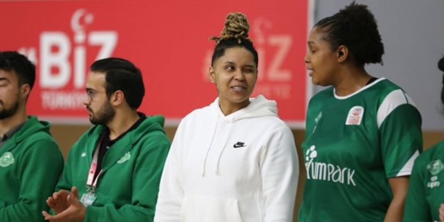 Monique Reid Uludağ Basket’te