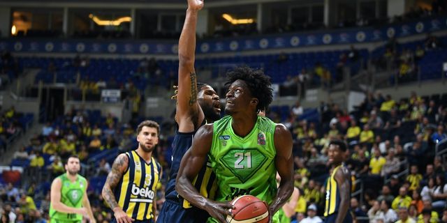 TOFAŞ ligde Fenerbahçe Beko'yu konuk ediyor