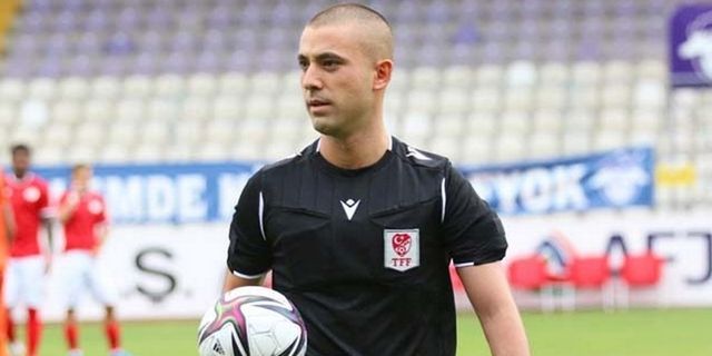 Bursaspor - Bayburt maçının hakemi belli oldu