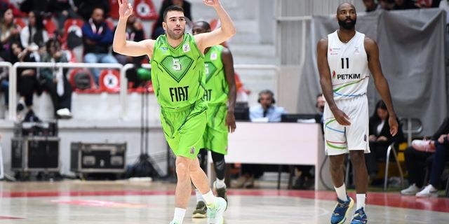 TOFAŞ evinde Anadolu Efes'i devirdi