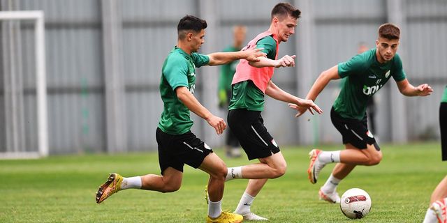 Bursaspor'da taktik çalışmalar devam ediyor