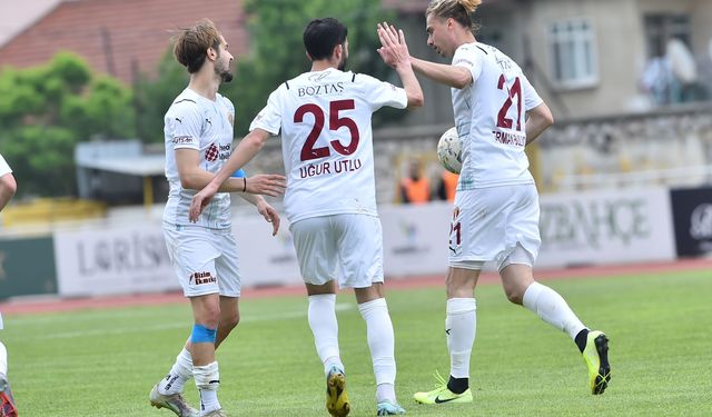 İnegölspor 4 golle ligde kaldı
