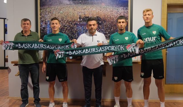 Bursaspor'da 3 profesyonel imza