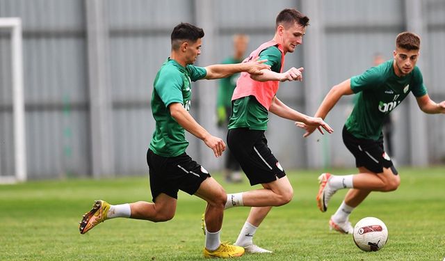 Bursaspor'da taktik çalışmalar devam ediyor