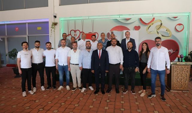 Gemlik Belediyespor'da yeni başkan Mustafa Duran oldu