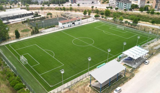 Yeniceköy Futbol sahası yenilendi