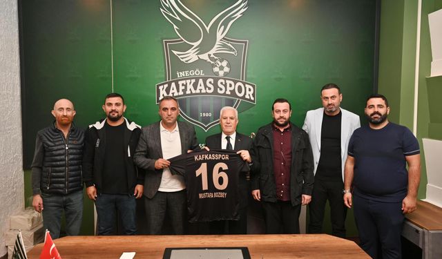 Mustafa Bozbey'den Kafkasspor'a ziyaret