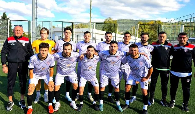 Şükraniyespor sezonun ilk maçında farka koştu