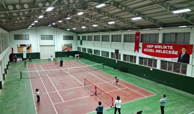 29 Ekim Cumhuriyet Kupası tenis turnuvası başladı