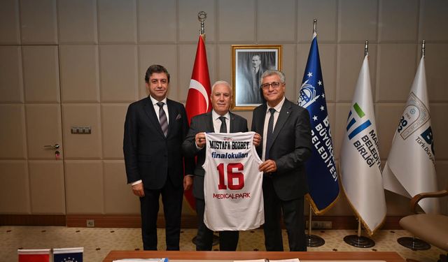 Finalspor'dan Mustafa Bozbey'e ziyaret