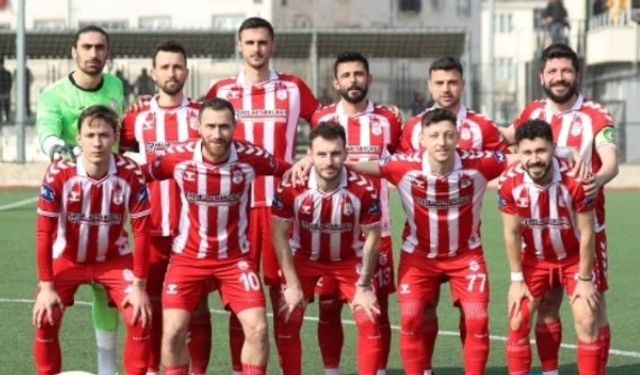 Akran Gemlikspor dolu dizgin devam ediyor