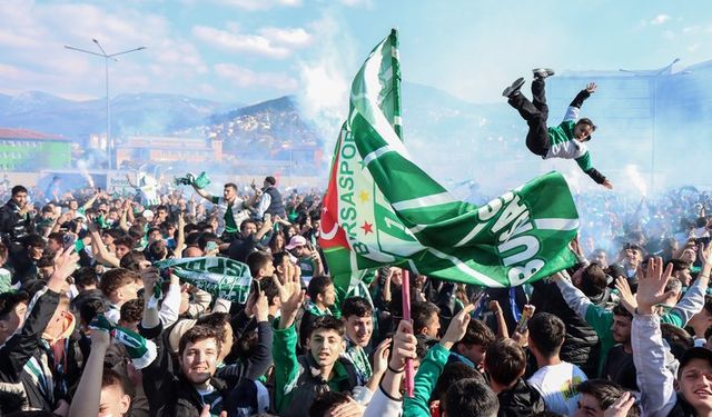 Bursaspor taraftarları: Faturayı biz ödüyoruz