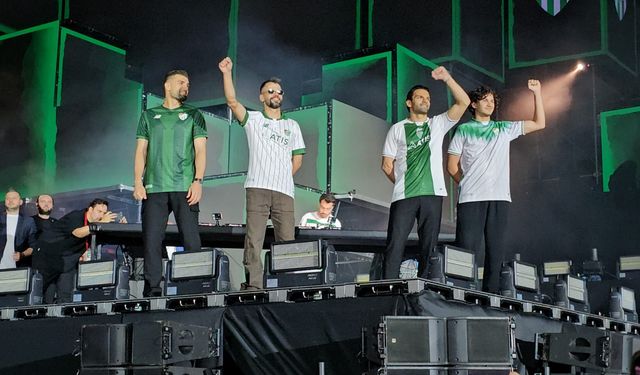 Bursaspor'un yeni sezon formalarının hikayeleri