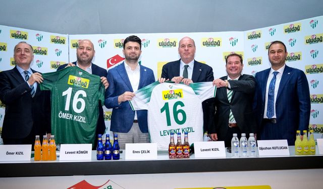 Bursaspor’un forma sırt sponsoru Uludağ İçecek oldu