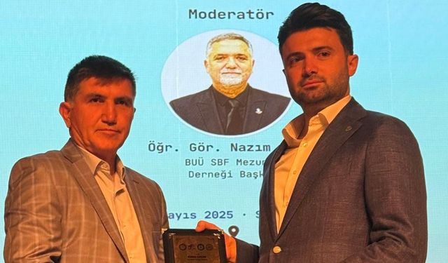 Enes Çelik, Uludağ Üniversitesi'nde öğrencilerle buluştu