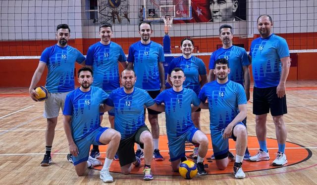 İnegöl'de voleybol heyecanı! Finalin adı belli oldu