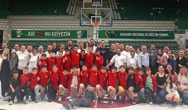Nilüfer Belediyespor U12 Basketbol Takımı çeyrek finalde
