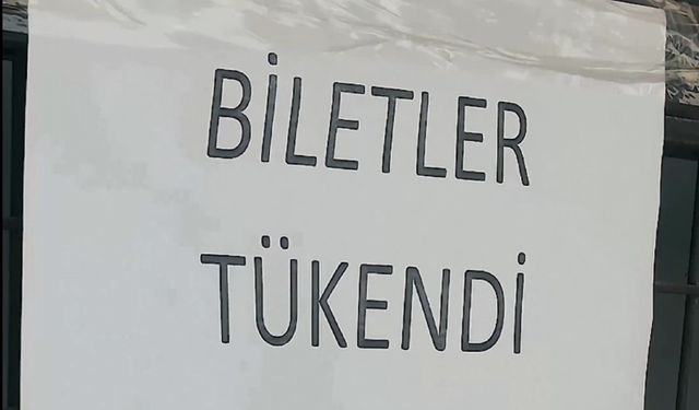 Kombinelerde son 10 bin! Tribünler dolmak üzere