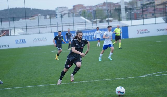Bursaspor forvet transferinde geri adım attı