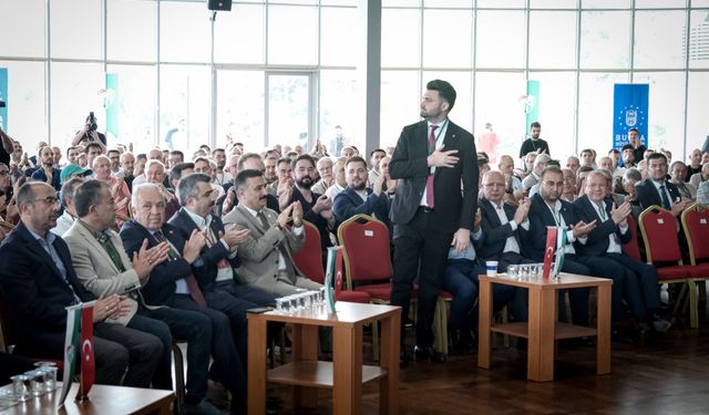 Enes Çelik: Bursaspor yeniden Şampiyonlar Ligi...