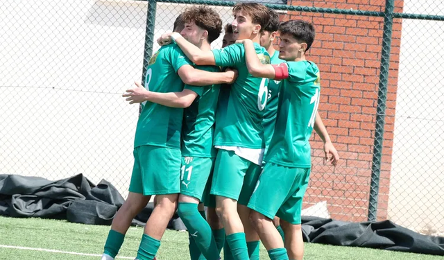 Bursaspor’da 12 genç için büyük fırsat kapıda