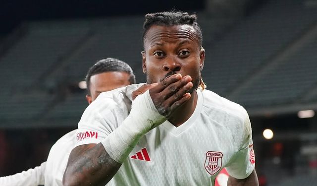 Bursaspor'da yabancı kontenjanı bekleniyor! İlk isim Eze...