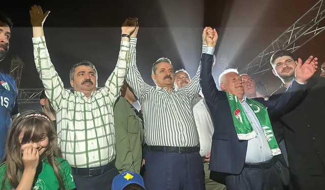 Çelik, Bozbey ve Yılmaz'dan Bursaspor’a kutlama
